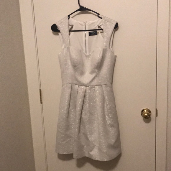 Guess sweetheart dress - Picture 4 of 11